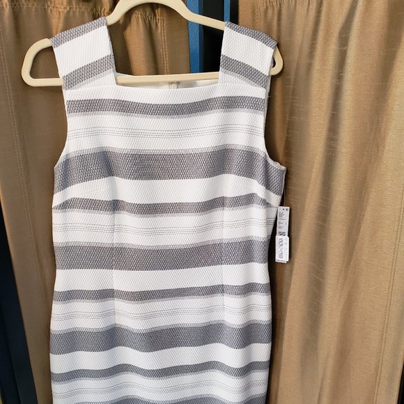 2-Piece Dress Suite - Picture 1 of 6